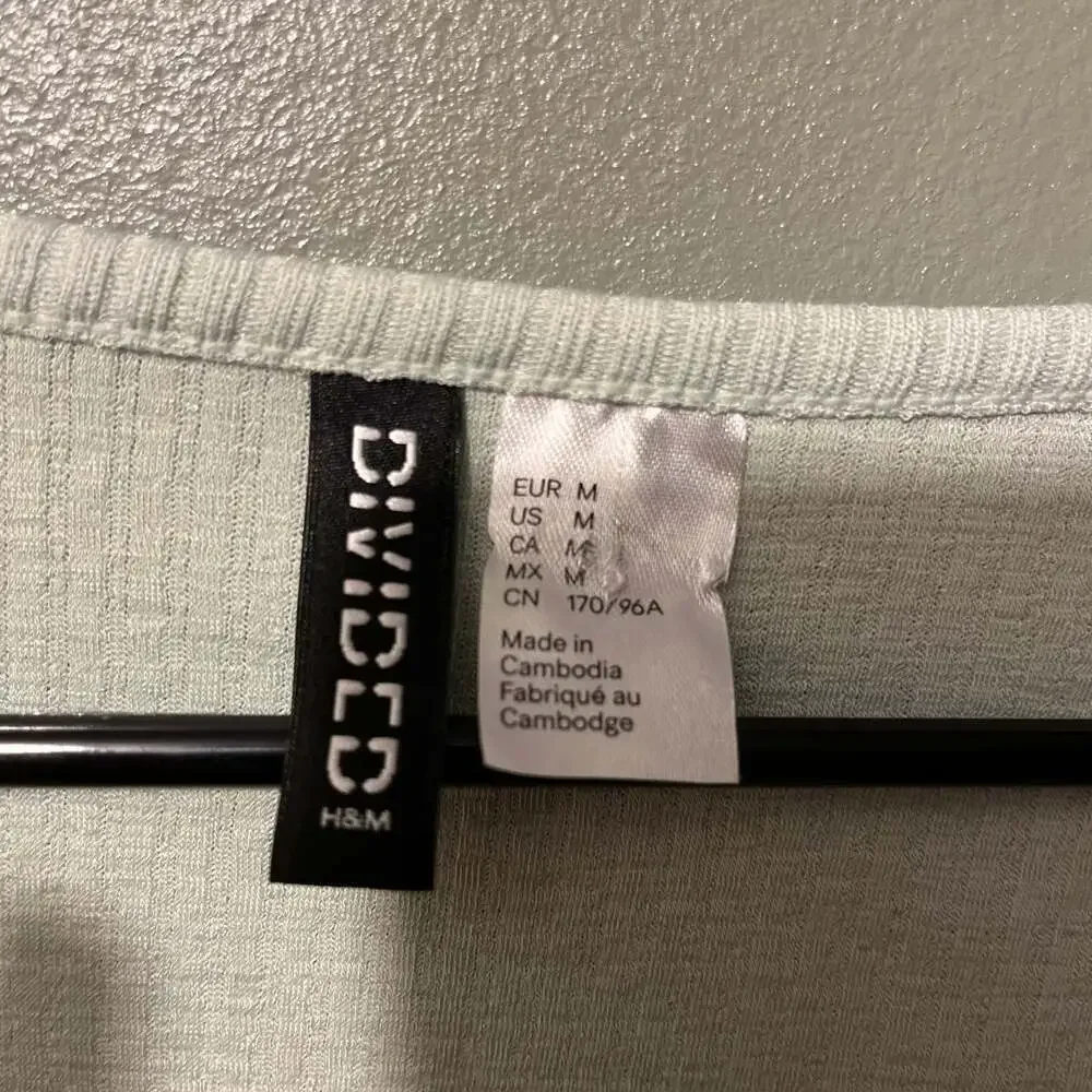 H&M - Picture 3 of 3